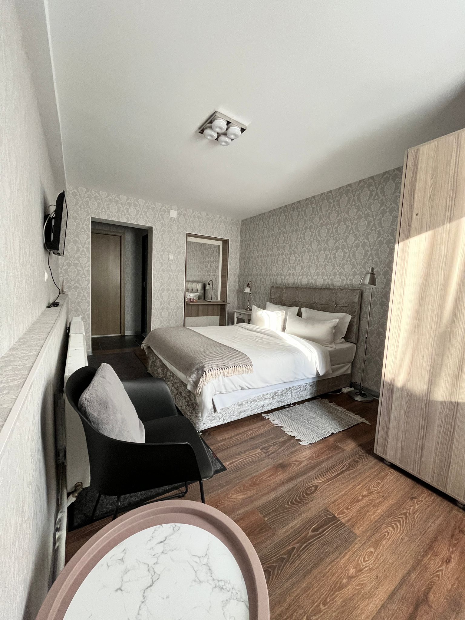 Interior elegant cameră